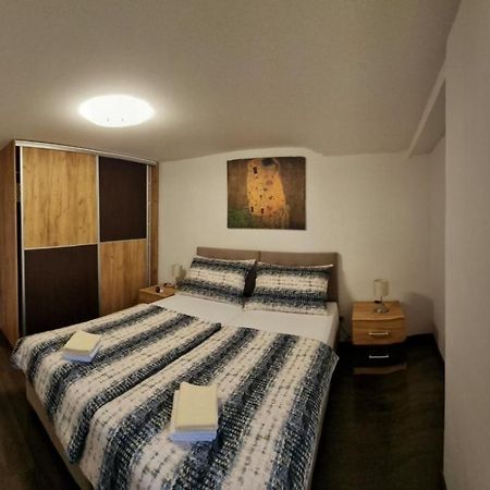 Apartmani Nika 1 Rijeka Luaran gambar