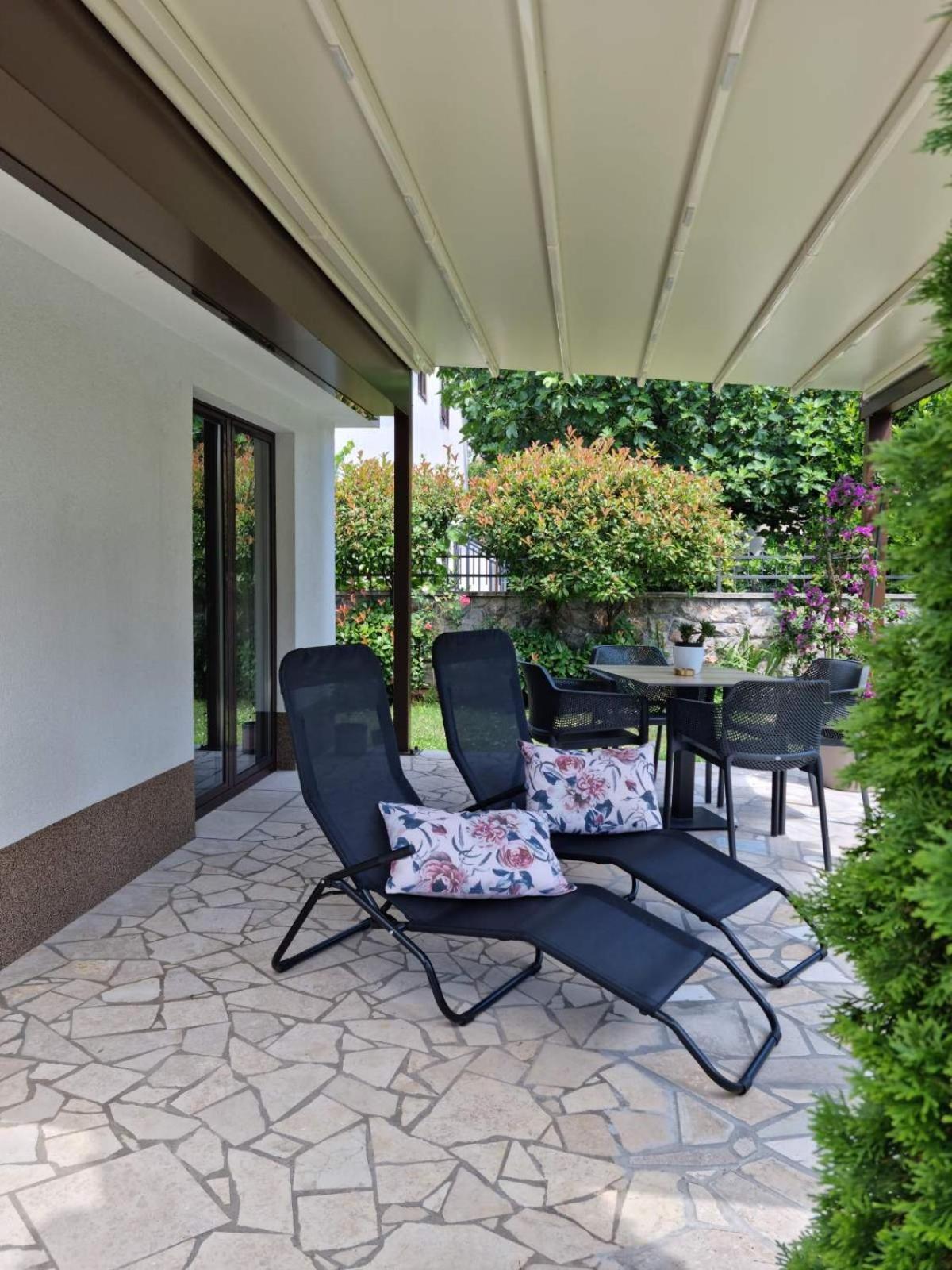 Apartmani Nika 1 Rijeka Luaran gambar